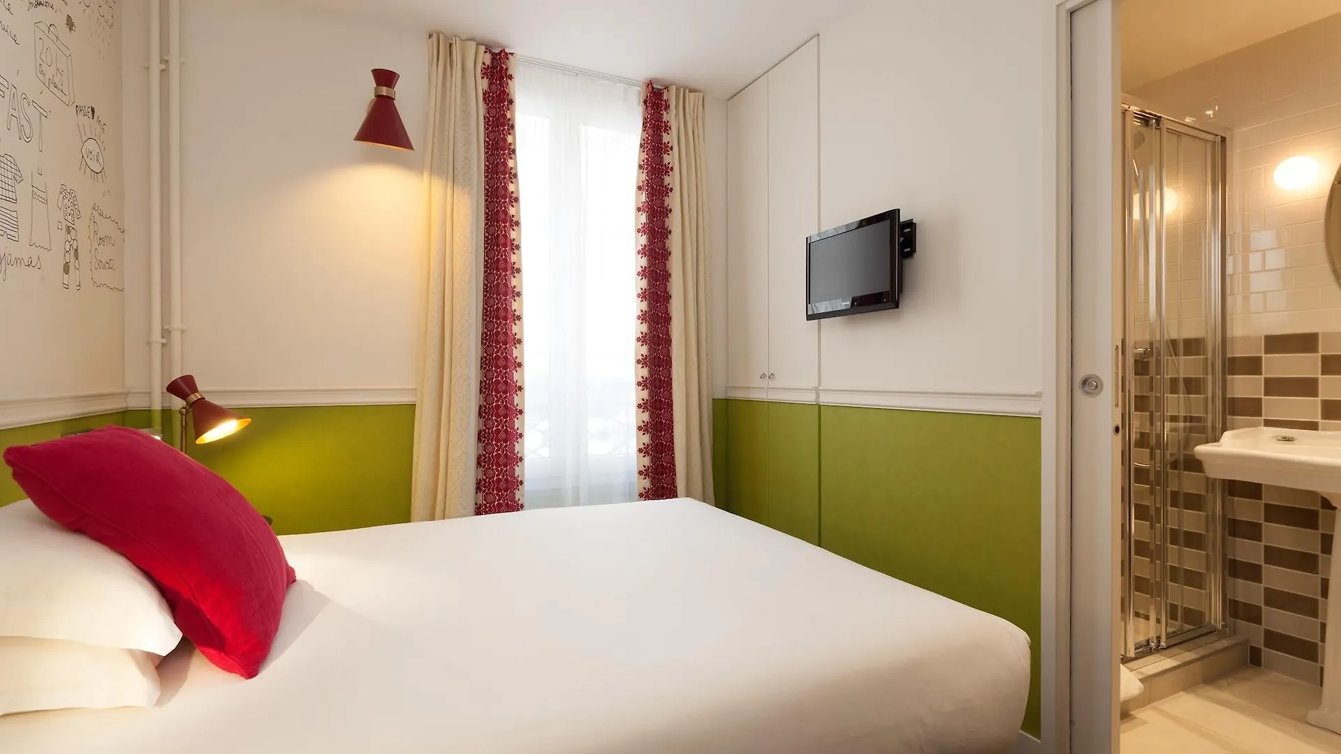 Des 3 Poussins Hotel 3*